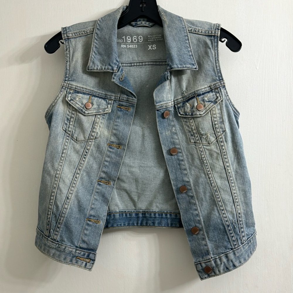 Gap 1969 light denim vest
